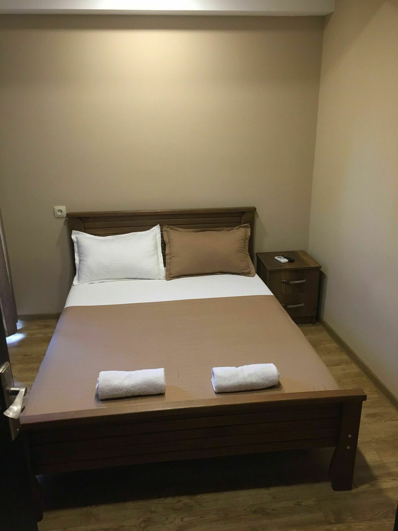 Red Hotel Тбілісі Екстер'єр фото